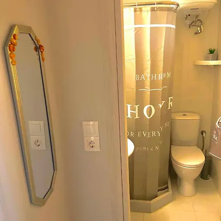 George's Place Апартаменты Плитра